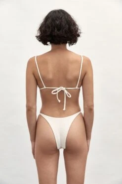 Ziah | Rio Bottom Bouclê - Ecru -Clothing Best Sale 20210902 Ziah Shot 32 032 2100x f60744c7 f07a 4ce7 b92b 27cc9f5dd62a scaled