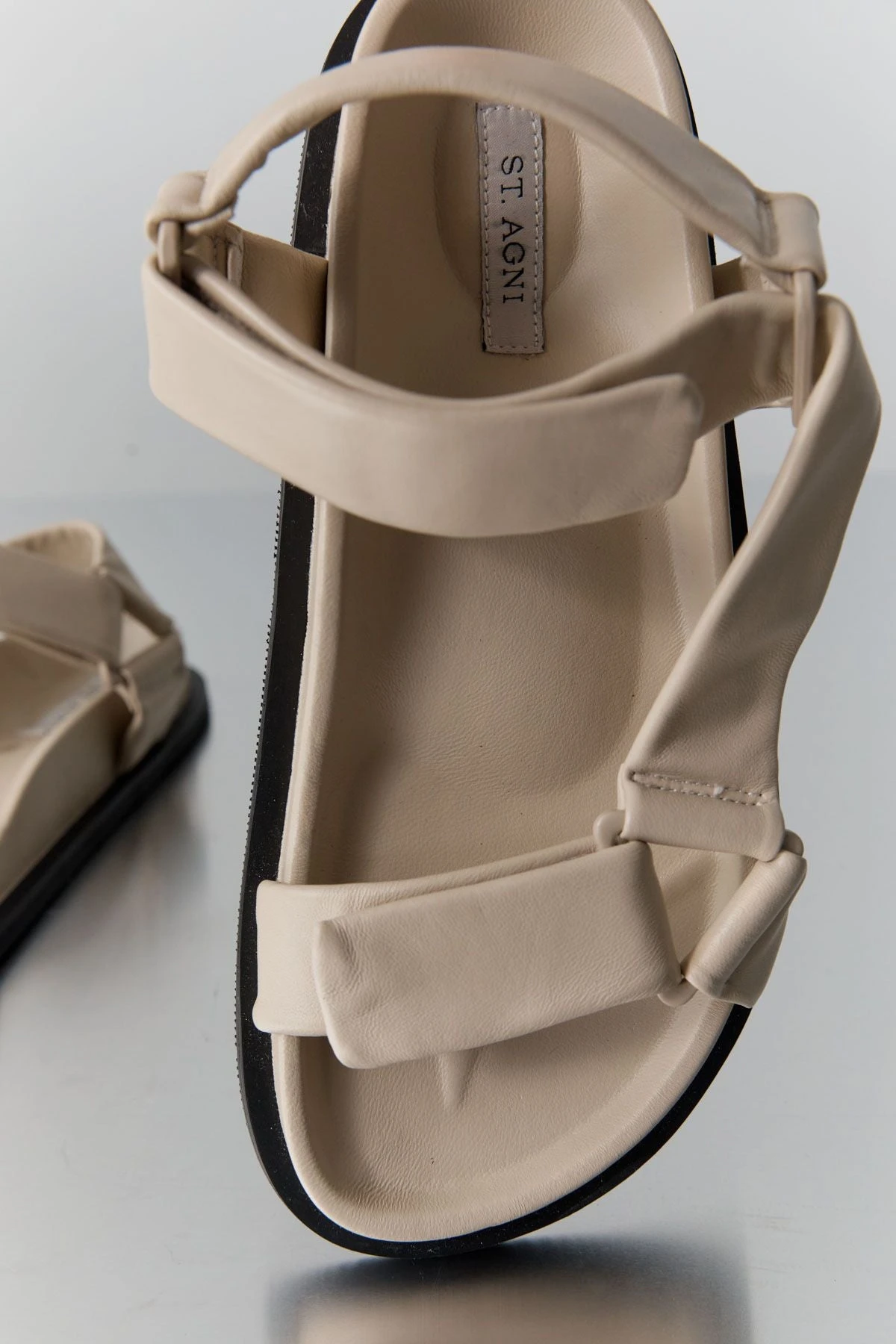 ST. AGNI | Padded Sportsu Sandal - Ecru 6 ST. AGNI | Padded Sportsu Sandal - Ecru - Image 6