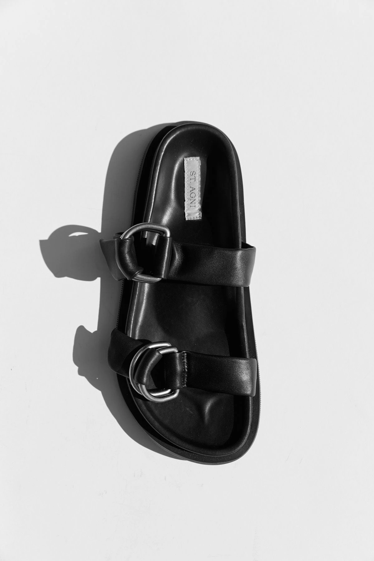ST. AGNI | Ring Detail Slide - Black 5 ST. AGNI | Ring Detail Slide - Black - Image 5